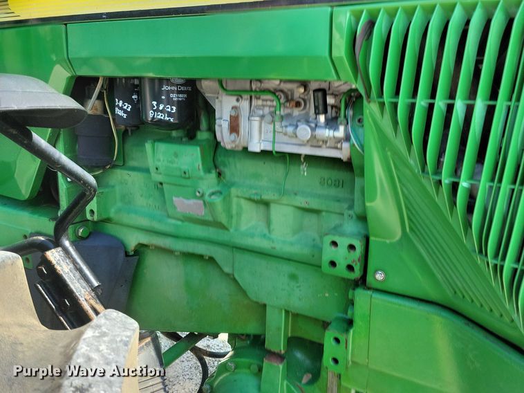 image for item DW2258 2000 John Deere 8410 MFWD tractor