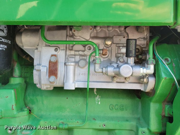 image for item DW2258 2000 John Deere 8410 MFWD tractor