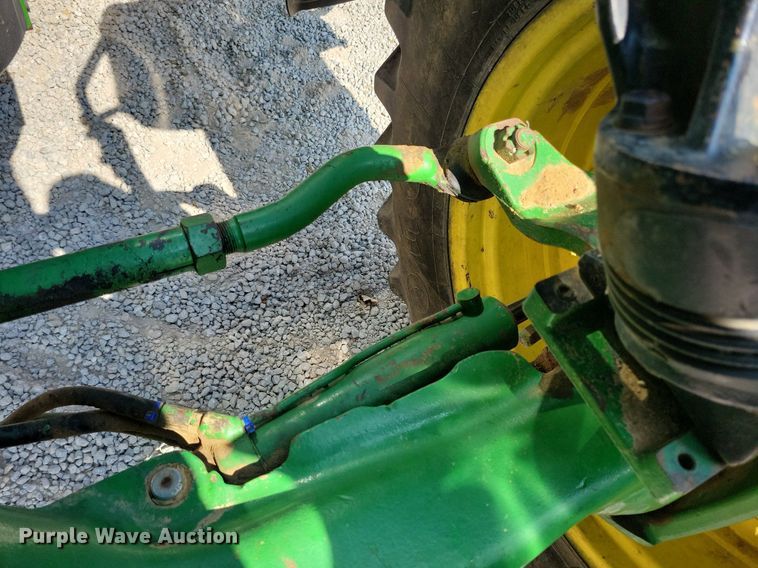 image for item DW2258 2000 John Deere 8410 MFWD tractor