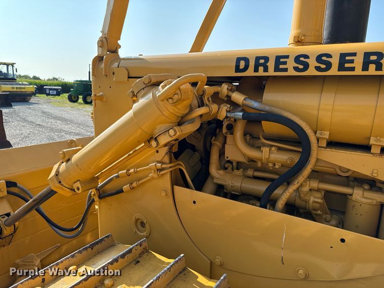 image for item DW2264 1971 Dresser TD-15BP dozer