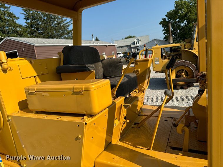 image for item DW2264 1971 Dresser TD-15BP dozer