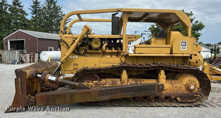 image for item DW2265 1969 Caterpillar D8H dozer