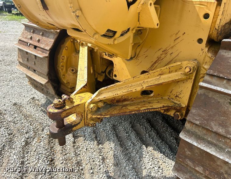 image for item DW2265 1969 Caterpillar D8H dozer