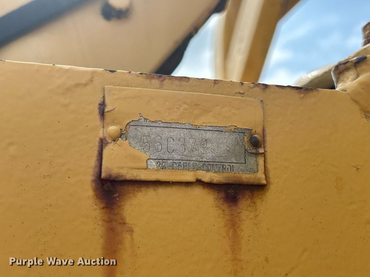 image for item DW2265 1969 Caterpillar D8H dozer