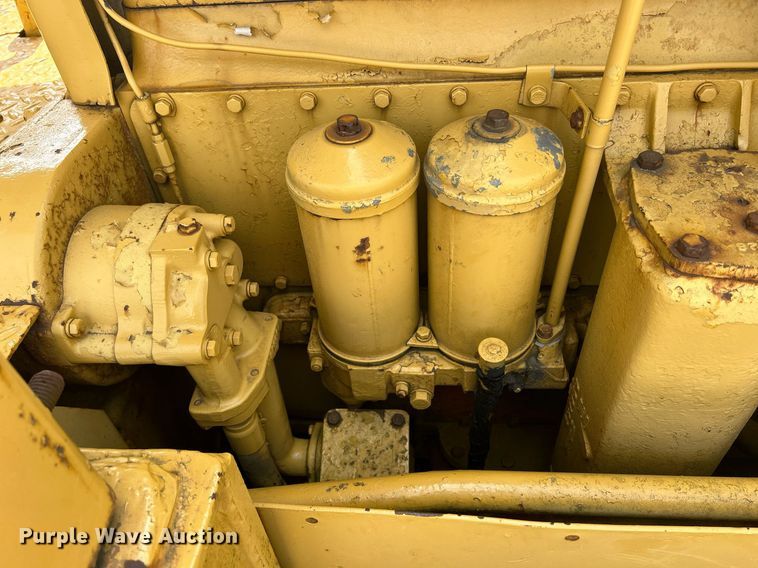 image for item DW2265 1969 Caterpillar D8H dozer