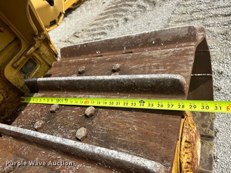 image for item DW2265 1969 Caterpillar D8H dozer