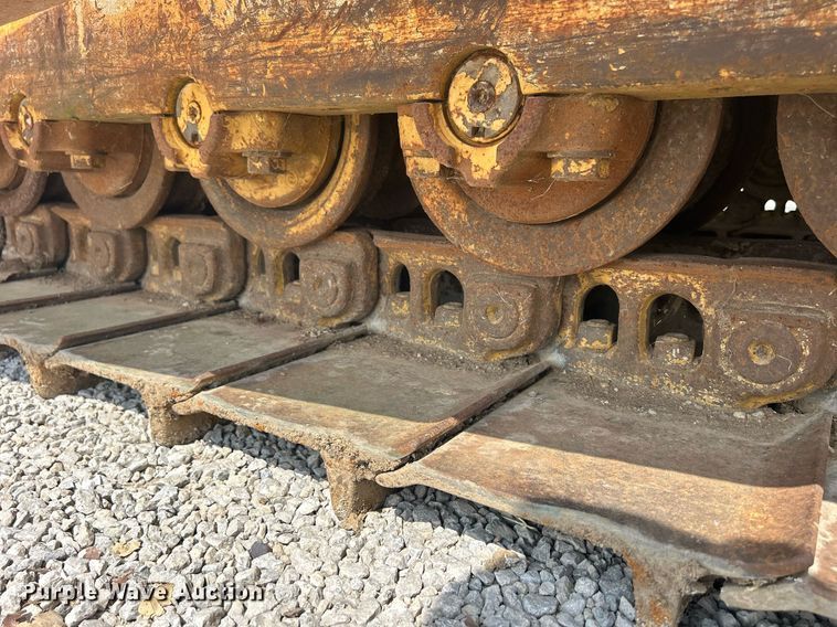 image for item DW2265 1969 Caterpillar D8H dozer