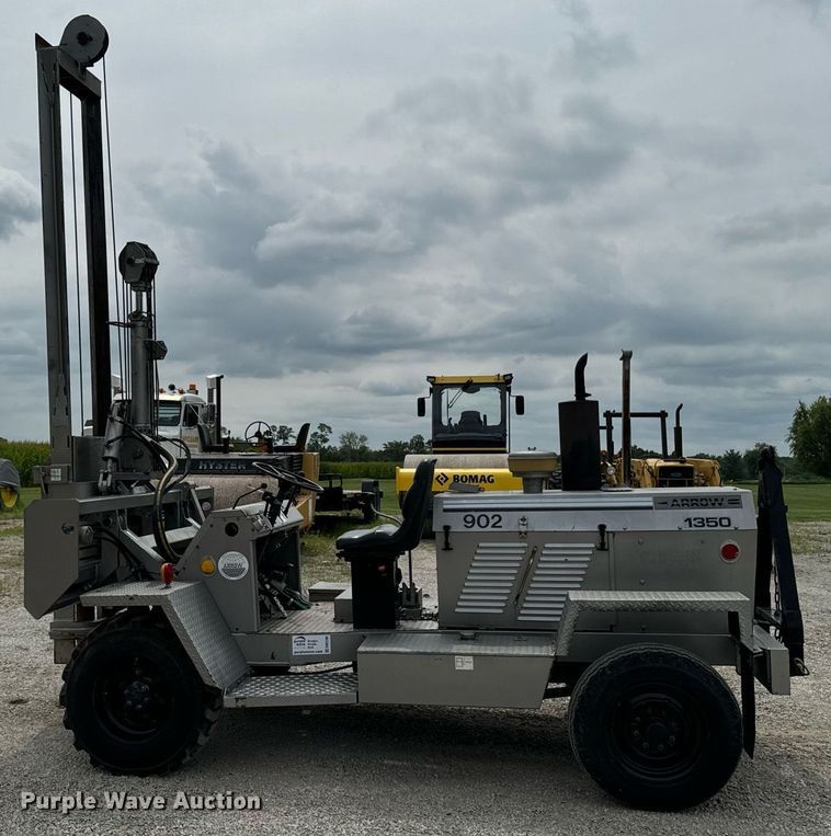 image for item DW2266 Arrow 1350 hammer