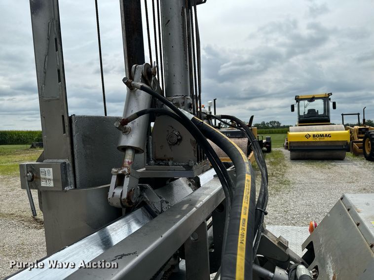 image for item DW2266 Arrow 1350 hammer