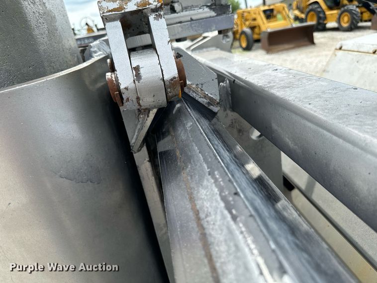 image for item DW2266 Arrow 1350 hammer