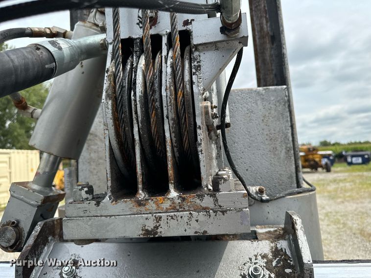 image for item DW2266 Arrow 1350 hammer