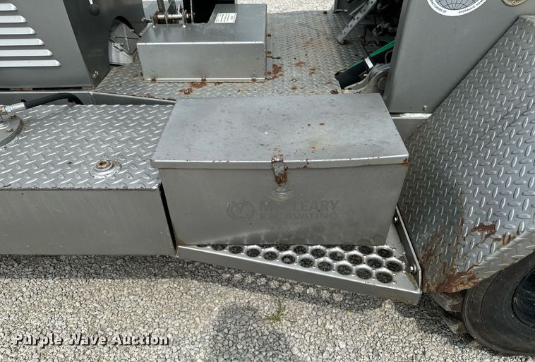 image for item DW2266 Arrow 1350 hammer