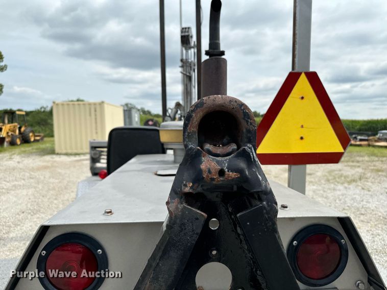 image for item DW2266 Arrow 1350 hammer