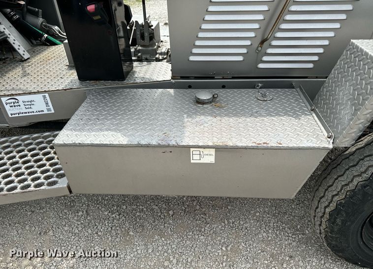 image for item DW2266 Arrow 1350 hammer