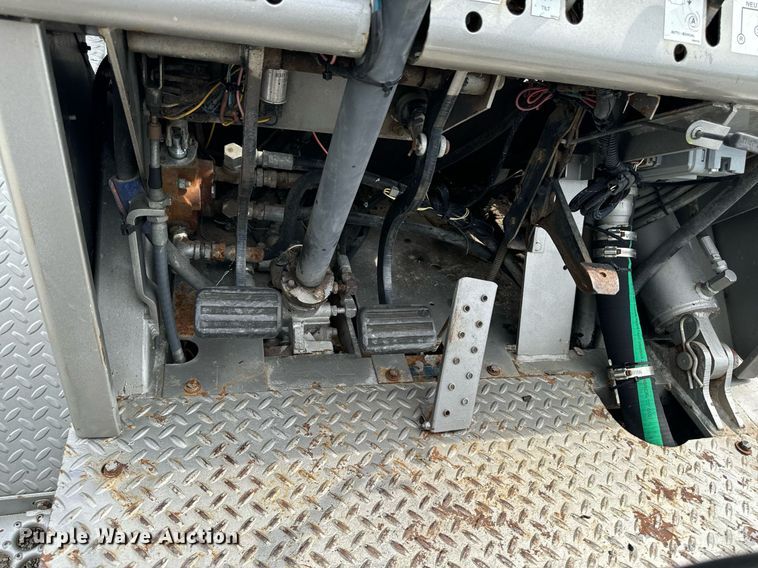 image for item DW2266 Arrow 1350 hammer