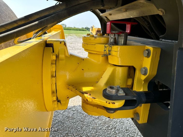 image for item DW2267 2017 Bomag BW211DH single drum vibratory roller