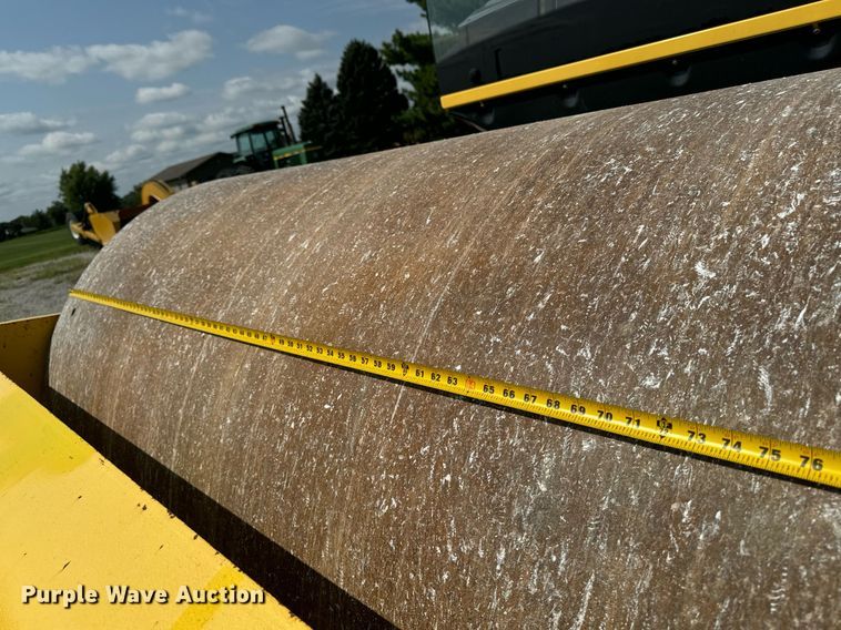 image for item DW2267 2017 Bomag BW211DH single drum vibratory roller