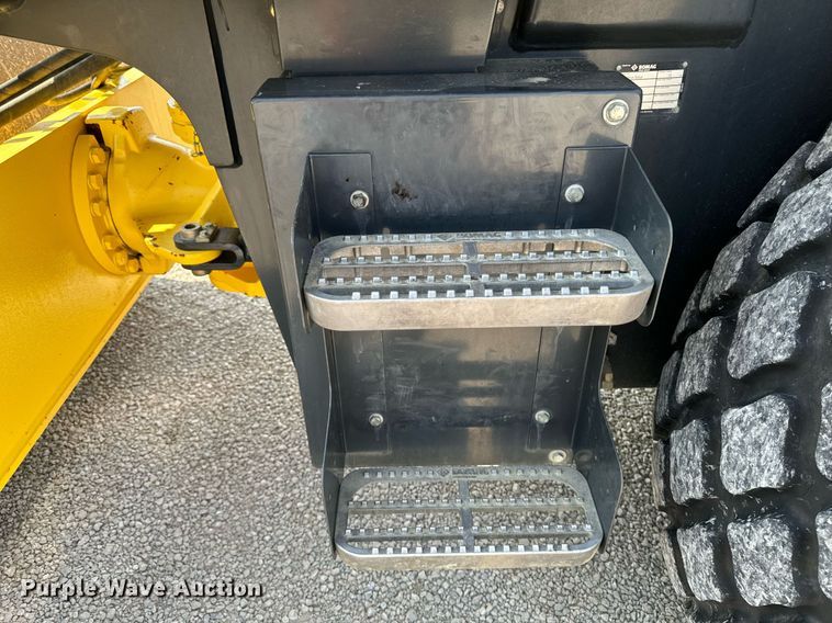 image for item DW2267 2017 Bomag BW211DH single drum vibratory roller