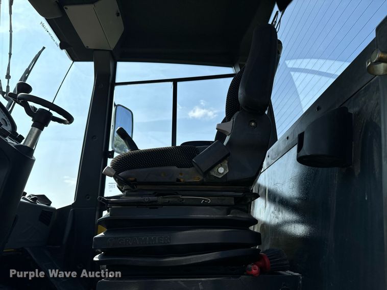 image for item DW2267 2017 Bomag BW211DH single drum vibratory roller