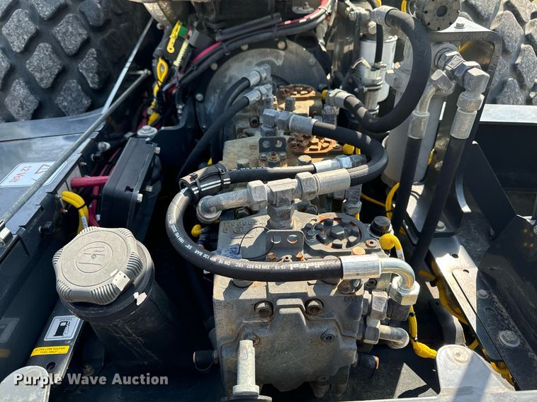 image for item DW2267 2017 Bomag BW211DH single drum vibratory roller