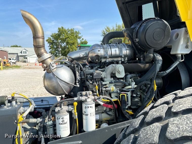 image for item DW2267 2017 Bomag BW211DH single drum vibratory roller