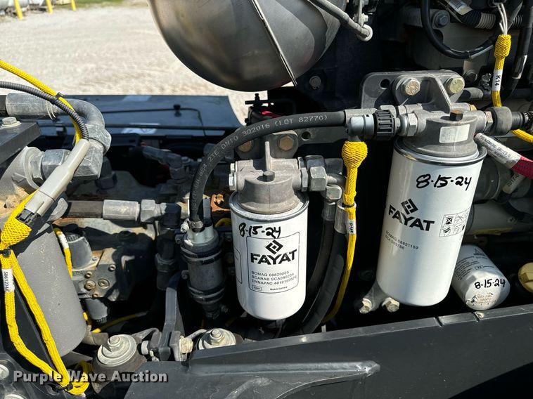 image for item DW2267 2017 Bomag BW211DH single drum vibratory roller