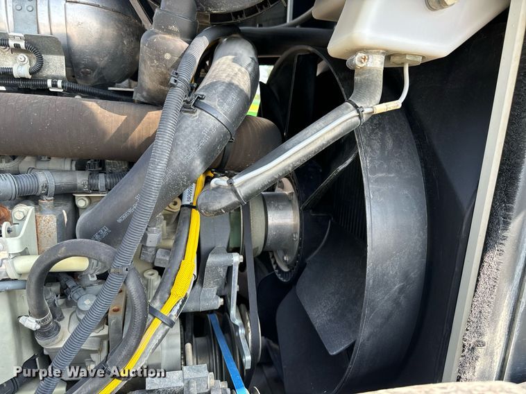 image for item DW2267 2017 Bomag BW211DH single drum vibratory roller