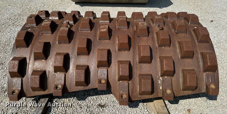 image for item DW2267 2017 Bomag BW211DH single drum vibratory roller