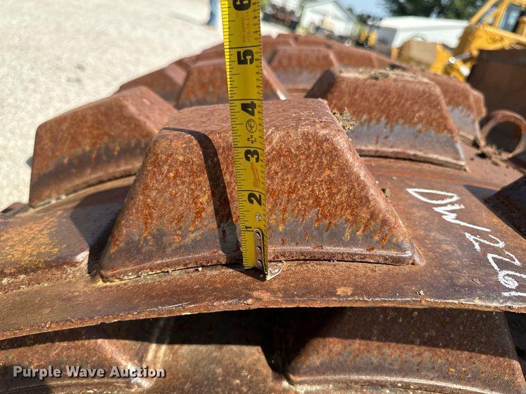 image for item DW2267 2017 Bomag BW211DH single drum vibratory roller