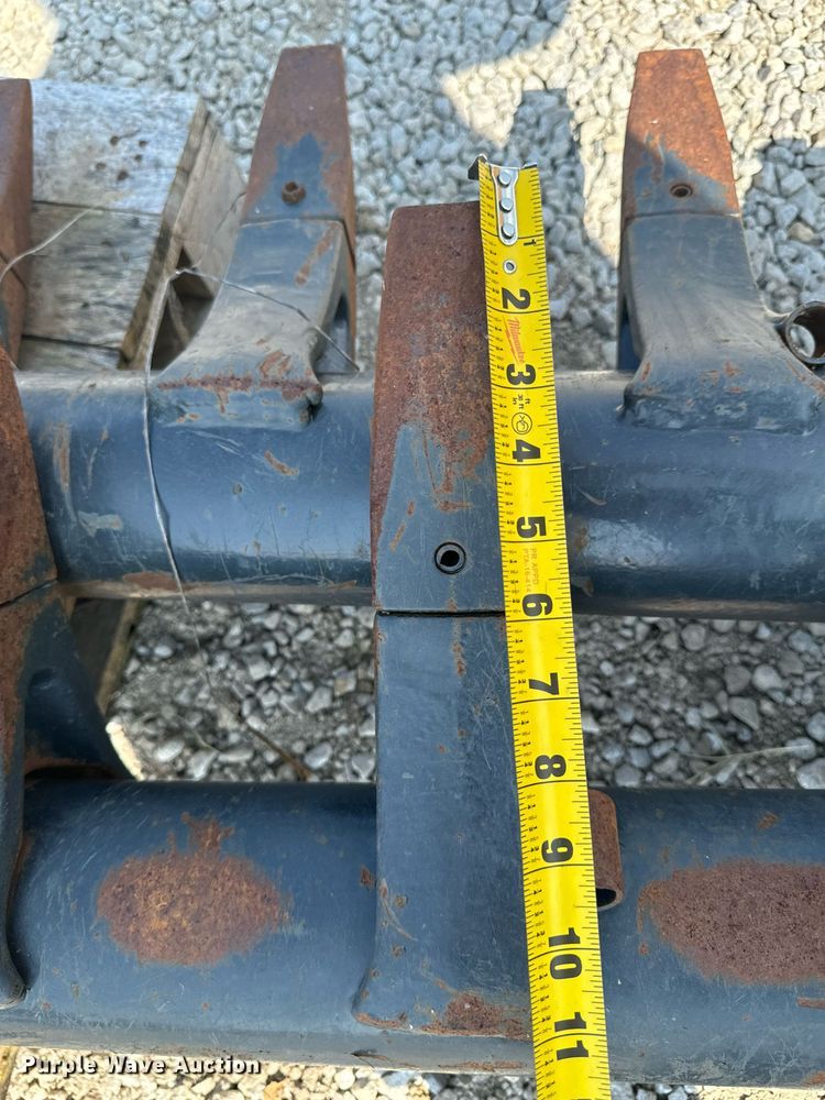 image for item DW2267 2017 Bomag BW211DH single drum vibratory roller