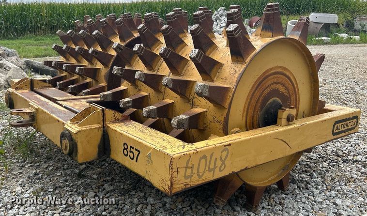 image for item DW2268 Tower Roller 4048 wedge foot roller