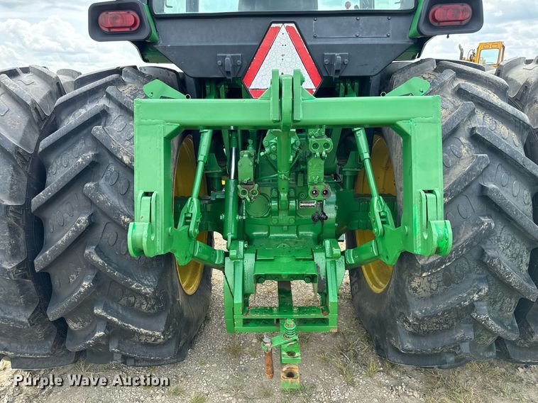 image for item DW2269 1981 John Deere 4640 tractor