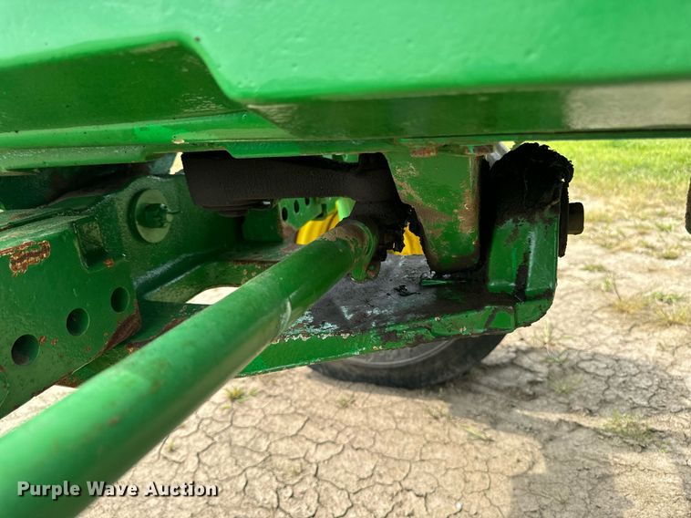 image for item DW2269 1981 John Deere 4640 tractor