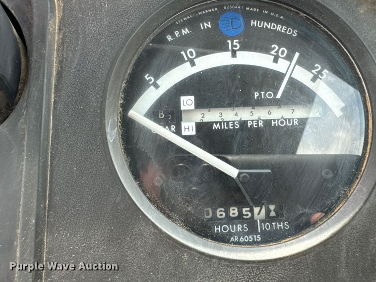 image for item DW2269 1981 John Deere 4640 tractor