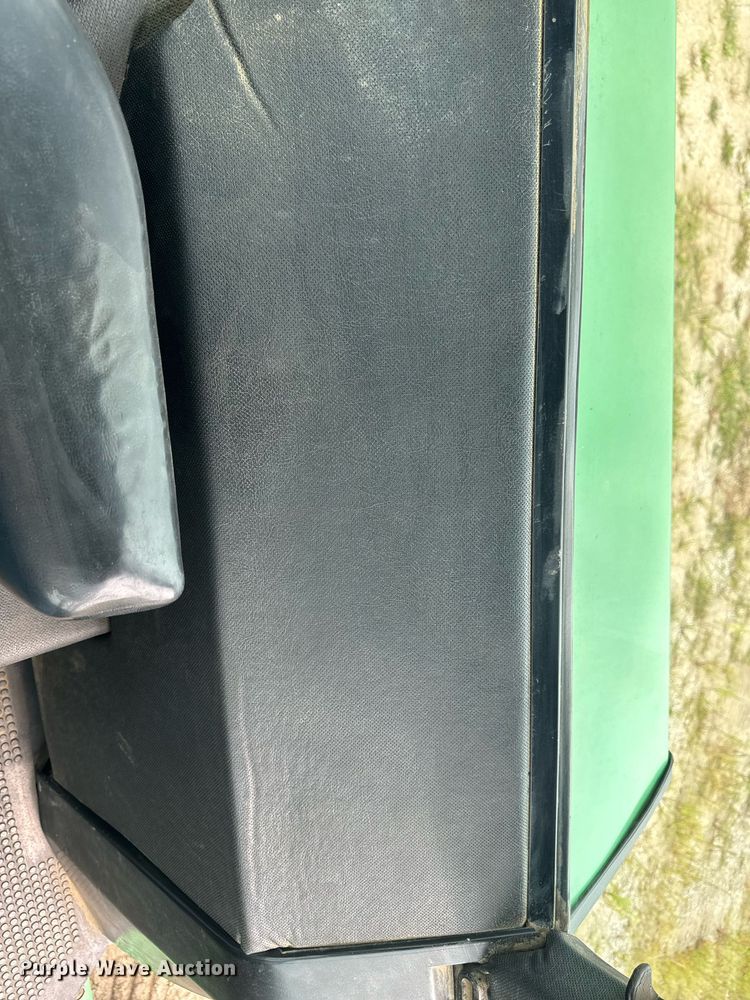 image for item DW2269 1981 John Deere 4640 tractor