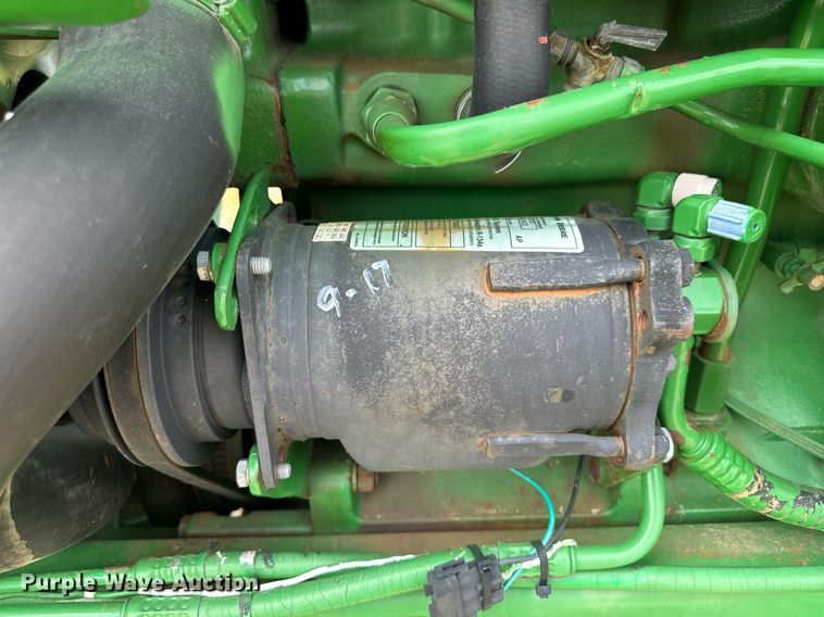 image for item DW2269 1981 John Deere 4640 tractor