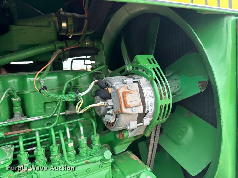 image for item DW2269 1981 John Deere 4640 tractor