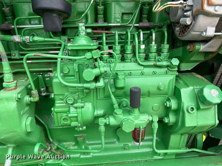 image for item DW2269 1981 John Deere 4640 tractor