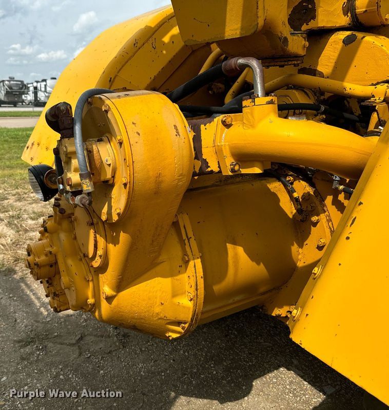 image for item DW2270 1978 Caterpillar 621B conventional scraper 