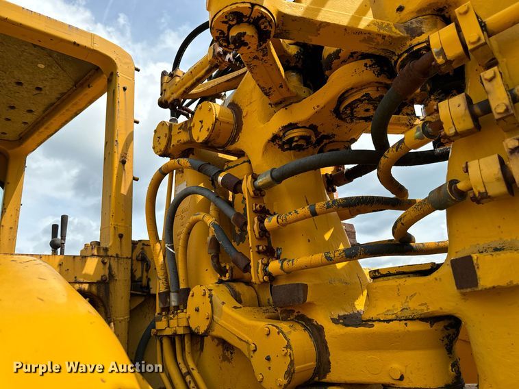 image for item DW2270 1978 Caterpillar 621B conventional scraper 