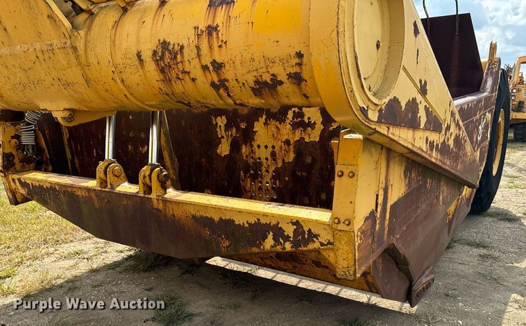 image for item DW2270 1978 Caterpillar 621B conventional scraper 