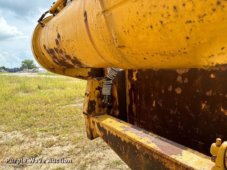 image for item DW2270 1978 Caterpillar 621B conventional scraper 