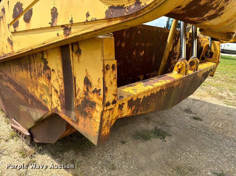 image for item DW2270 1978 Caterpillar 621B conventional scraper 