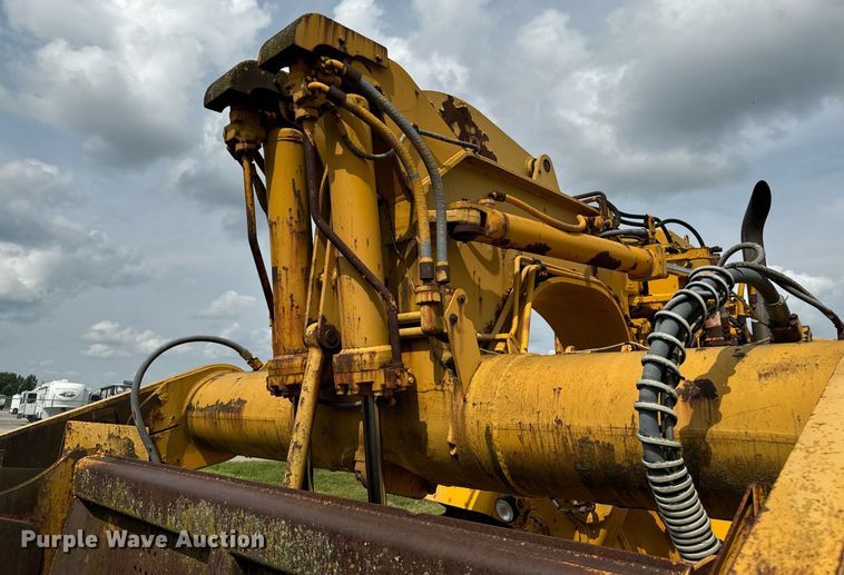 image for item DW2270 1978 Caterpillar 621B conventional scraper 