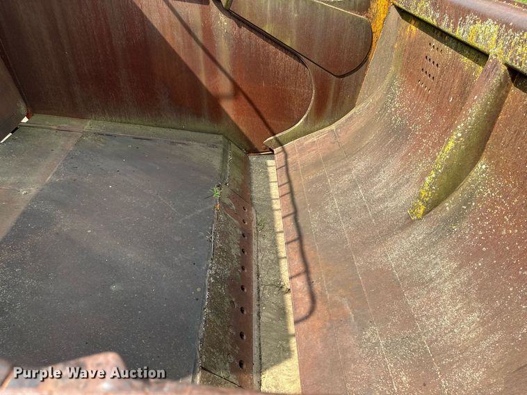 image for item DW2270 1978 Caterpillar 621B conventional scraper 