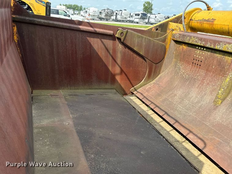 image for item DW2270 1978 Caterpillar 621B conventional scraper 