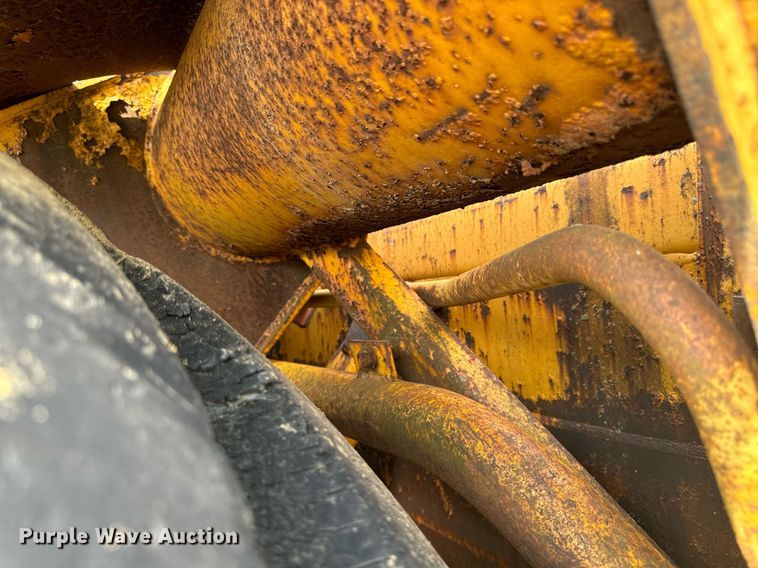 image for item DW2270 1978 Caterpillar 621B conventional scraper 