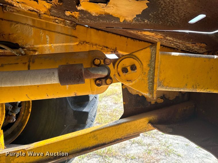 image for item DW2270 1978 Caterpillar 621B conventional scraper 