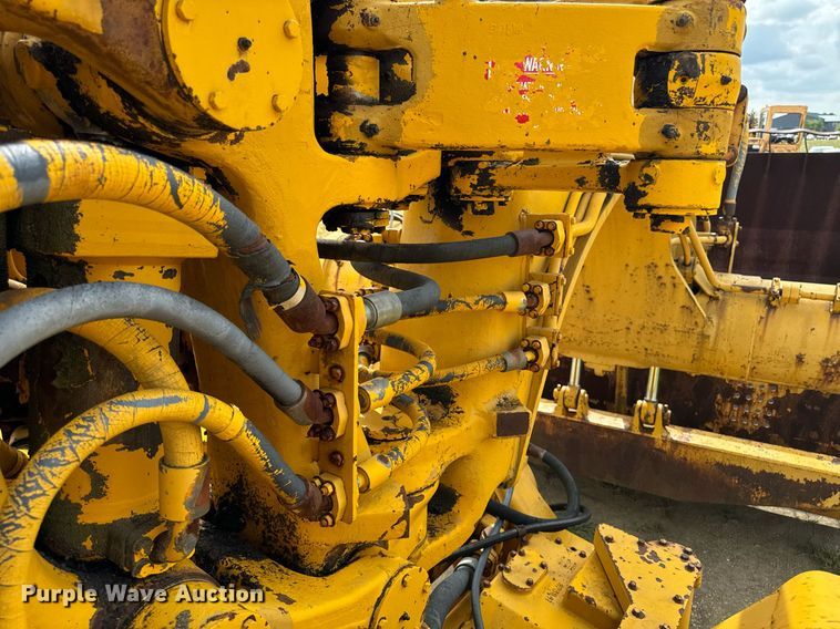 image for item DW2270 1978 Caterpillar 621B conventional scraper 