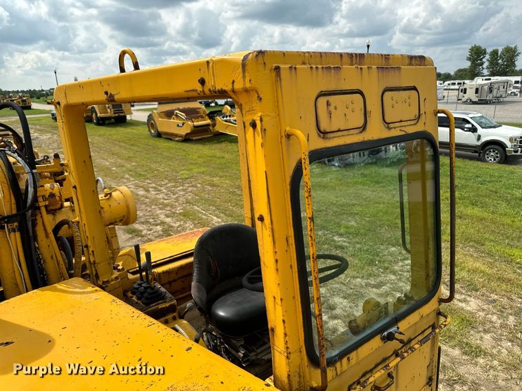 image for item DW2270 1978 Caterpillar 621B conventional scraper 